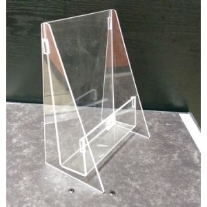 CLEAR BROCHURE HOLDER- GE134