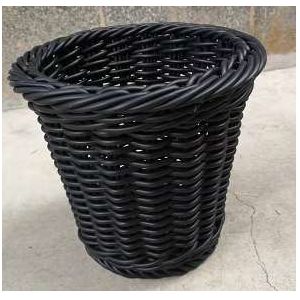BLACK PLASTIC RATTAN 5.0MM WITH WIRE IN THE TOP.27(T)X19(B)X26(H)CM